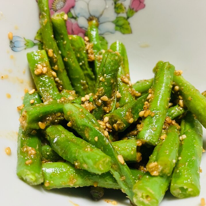 レンチンで作るいんげんの胡麻和え